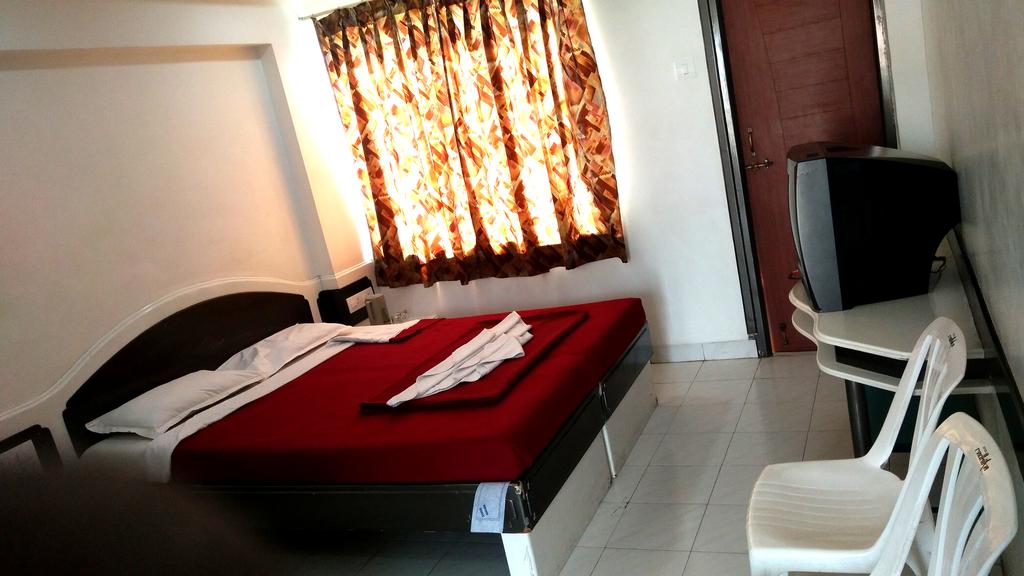Hotel Radhika Palace-Delux Non AC